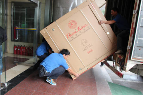 盐田钢琴贵重工艺品无忧运